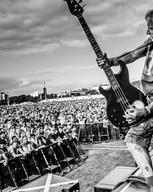 Peter Hook and The Light